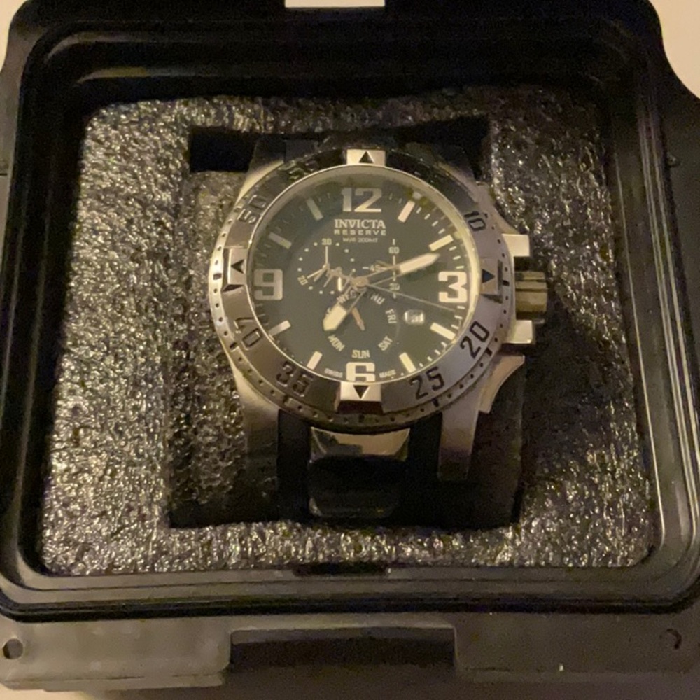 Invicta Excursion Men
Model 18202 - Men's Watch Quartz